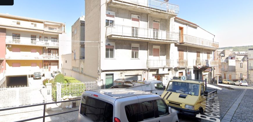 Appartamento Via Polifemo, 23 Bronte (CT)